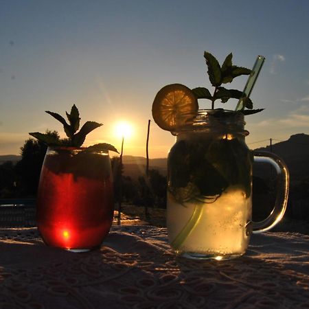 Pasare Glamping_Anglonaruralexperience Hotel Perfugas Ngoại thất bức ảnh