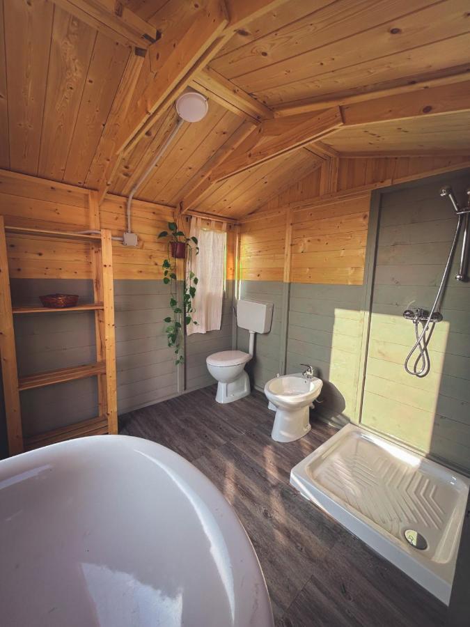 Pasare Glamping_Anglonaruralexperience Hotel Perfugas Ngoại thất bức ảnh