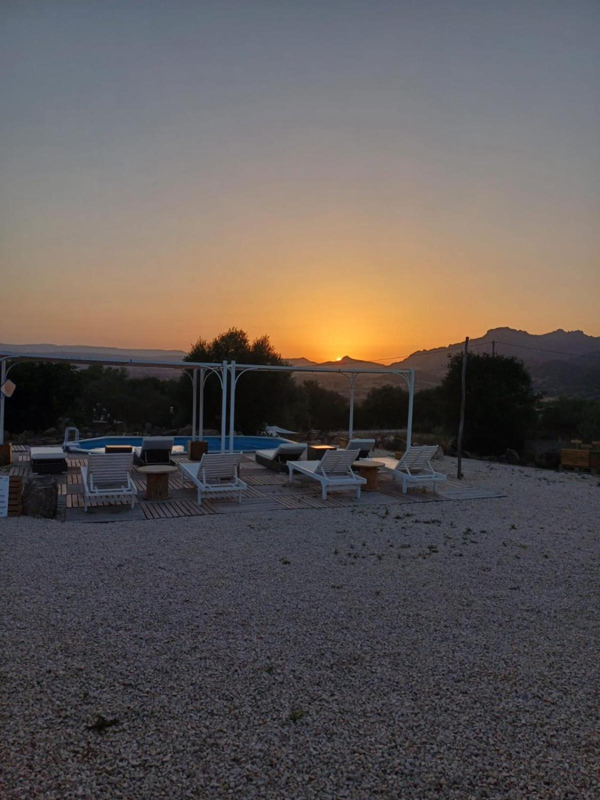 Pasare Glamping_Anglonaruralexperience Hotel Perfugas Ngoại thất bức ảnh