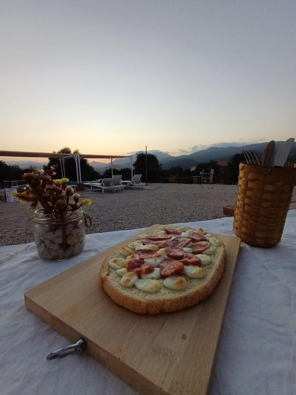 Pasare Glamping_Anglonaruralexperience Hotel Perfugas Ngoại thất bức ảnh